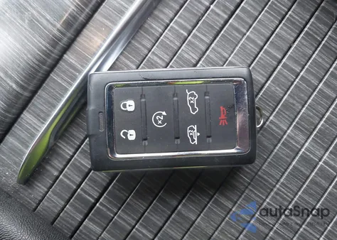 2024 Jeep Wagoneer L Series Iii 4X4 from USA, damaged, VIN 1C4SJSDP2RS168099